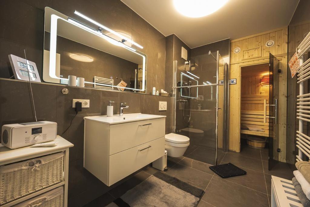 Ferienwohnung Tor Zum Meer - Neubau Mit Sauna, Fahrstuhl Und Tiefgarage Кюлунгсборн Екстер'єр фото